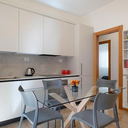 Homemi Sant'Ambrogio II Milano Exteriör bild